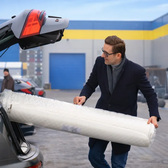 Carry handle na materacu &mdash; produkt gabarytowy